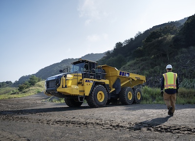 Komatsu a lansat camionul articulat de generație nouă HM460-6