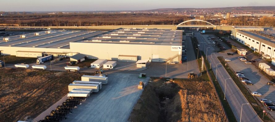 Schmitz Cargobull begins operations at new production plant in Romania