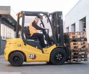 Cat Lift Trucks extinde gama entry-level EQ