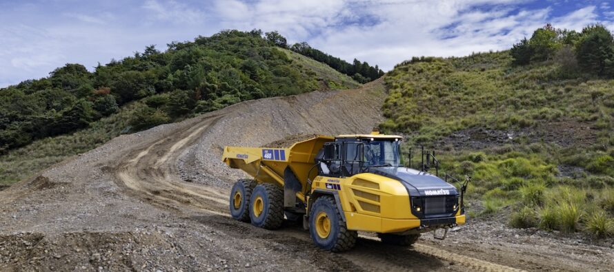 Komatsu introduces next-generation articulated dump truck HM460-6