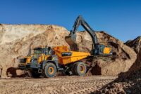 Hyundai lansează camionul articulat cu două axe HA45A de 41 de tone