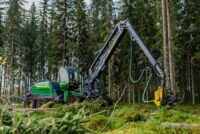 Utilajele forestiere John Deere seria H cresc productivitatea și eficiența operațională