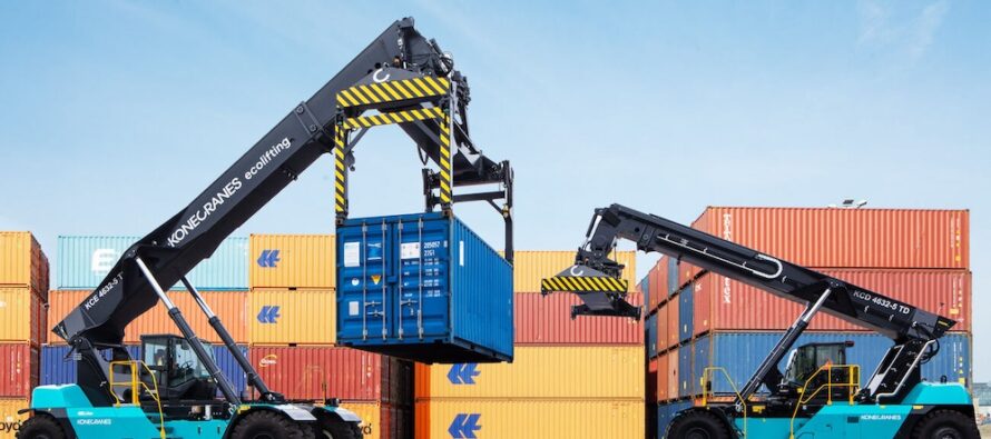 Konecranes prezintă platforma modulară Generation D, odată cu lansarea globală a noilor reach stackere