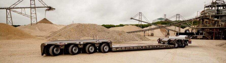 Nooteboom introduces new EURO-PX3 with Interdolly