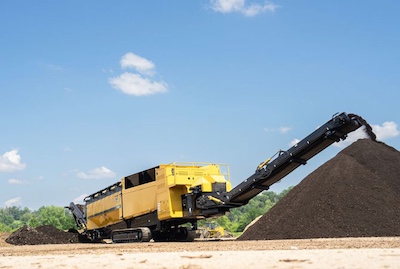 Vermeer a lansat noul ciur rotativ TR6500TX pe șenile 
