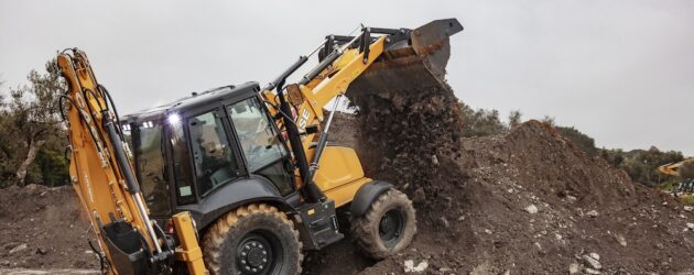 Putere, confort și control pentru emblematicul buldoexcavator CASE 580SV