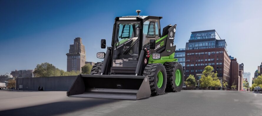 Skid steer-ul electric ELISE 500 de la FIRSTGREEN este acum pe piață