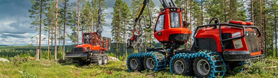 Komatsu introduce noua generație de utilaje forestiere