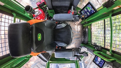 Seria L-III de tractoare articulate forestiere John Deere oferă noi niveluri de confort și eficiență