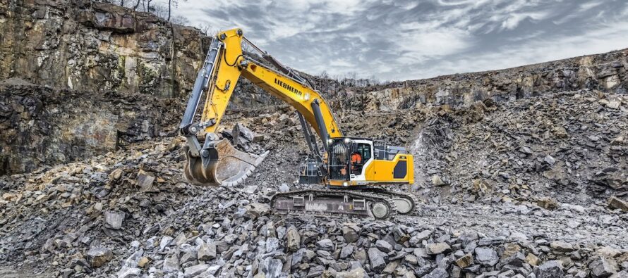 Steinexpo 2026: Liebherr lansează în premieră mondială o gamă de excavatoare pe șenile în clasa de 50 tone
