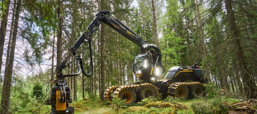Ponsse introduce noi modele Scorpion și Wisent optimizate pentru rărituri
