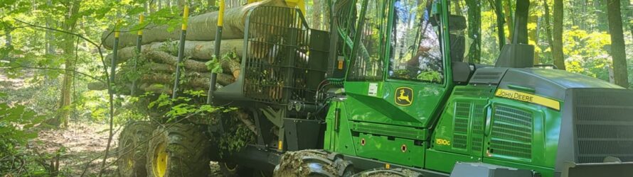 ELMAS a livrat un forwarder John Deere 1510G de ultimă generație către Borsilv