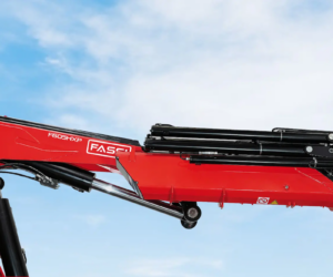 Fassi introduce pe piață cel mai ușor și mai compact model de macara din gama TECHNO