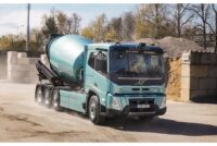 Volvo a început producția de serie a camioanelor electrice cu autonomie de până la 700 km