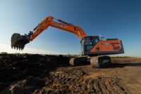 Develon adaugă un al cincilea model în noua gamă de excavatoare Seria 9