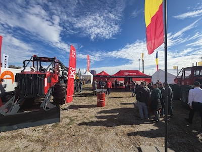 IRUM a lansat la Interforst noul concept de tractor forestier TAF X-Combi, dezvoltat în România 