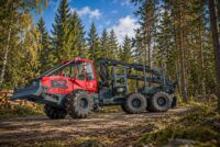 IRUM a lansat la Interforst noul concept de tractor forestier TAF X-Combi, dezvoltat în România